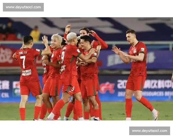 中超焦点对决天津权健迎战河北华夏全力争胜看点十足球迷期待升温