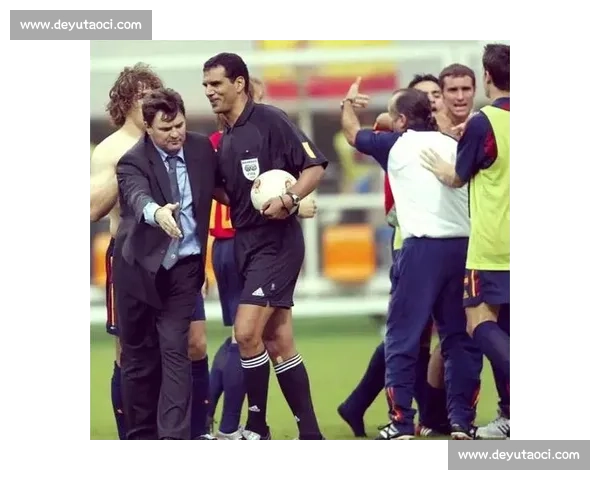 2002世界杯韩国对西班牙争议之夜经典集锦回顾裁判风波与激情对决